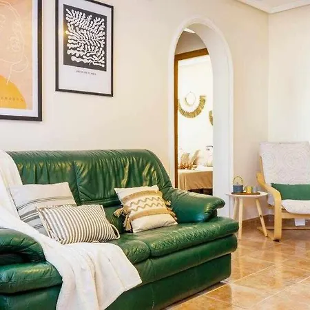 Groundfloor Pink Torrevista - Winter By The Sea *