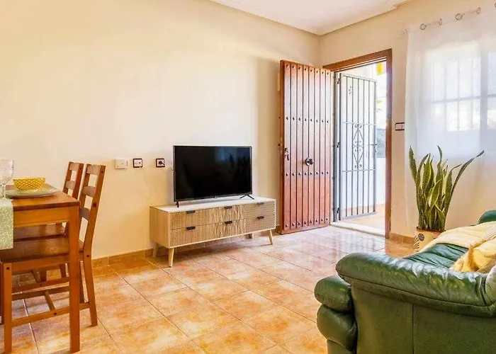 Appartement Groundfloor Pink Torrevista