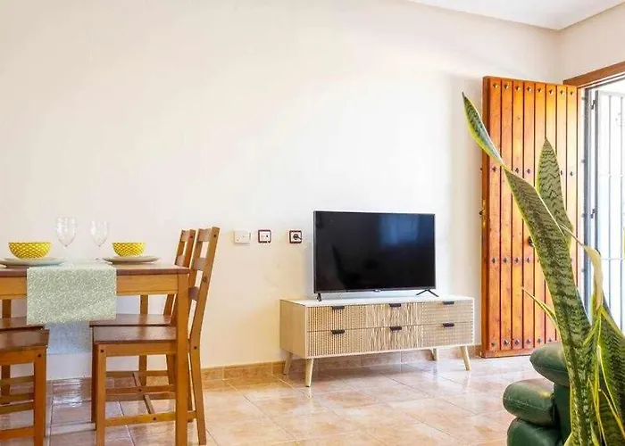 Groundfloor Pink Torrevista *