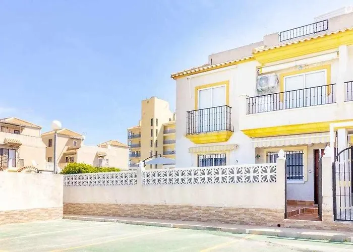 Groundfloor Pink Torrevista Appartement Torrevieja